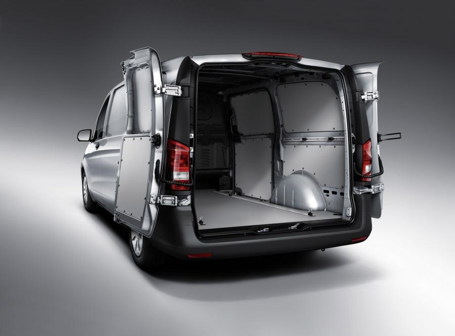  Mercedes-Benz Vito Panel Van 2014 года  (фото 27 из 45)